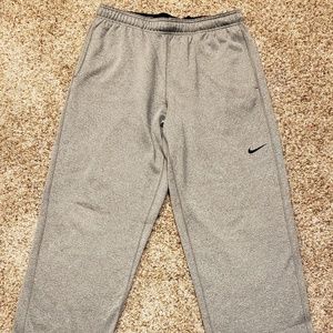 Men's Nike Gray Therma-Fit Sweatpants